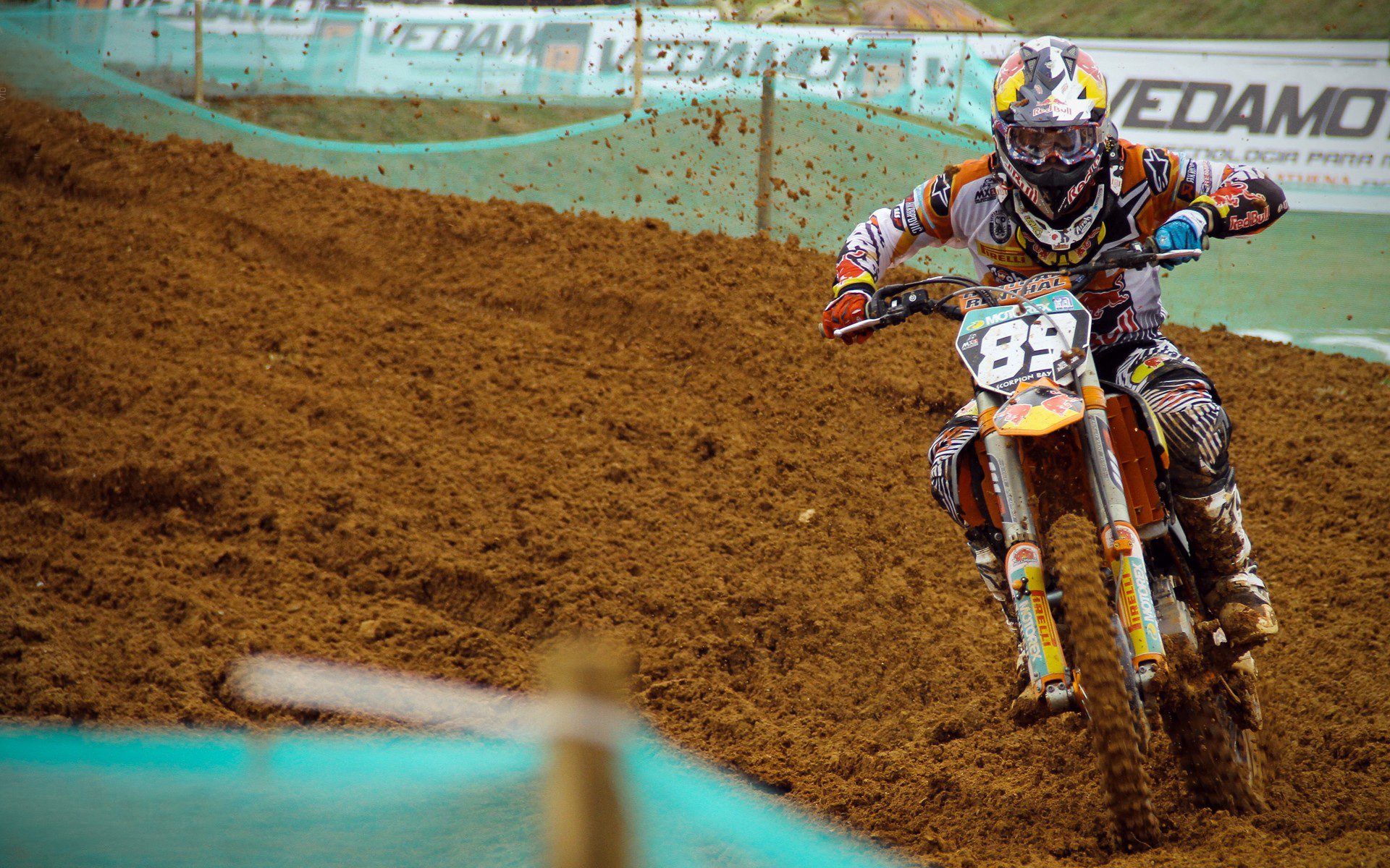 _场馆创新：搭建绿色环保、科技感十足的新比赛场地_，竞赛场馆运行